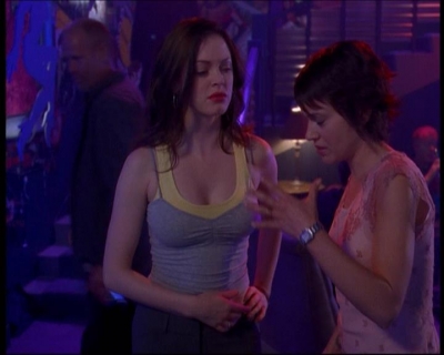 Charmed-Online-dot-net_622ItsABadBadBadBadWorldPart1-1686.jpg