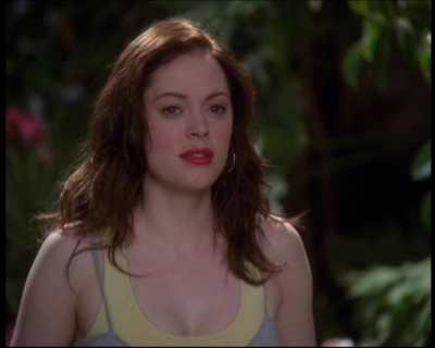 Charmed-Online-dot-net_622ItsABadBadBadBadWorldPart1-1940.jpg