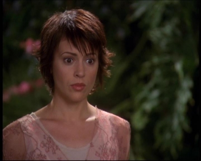 Charmed-Online-dot-net_622ItsABadBadBadBadWorldPart1-1943.jpg