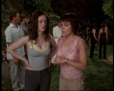 Charmed-Online-dot-net_622ItsABadBadBadBadWorldPart1-1986.jpg