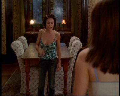 Charmed-Online_dot_net-7x01ACallToArms1692.jpg