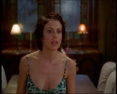 Charmed-Online_dot_net-7x01ACallToArms1695.jpg