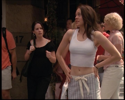 Charmed-Online_dot_net-702TheBareWitchProject2444.jpg