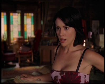 Charmed-Online_dot_net--7x04Charrrmed1859.jpg