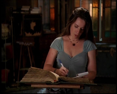 Charmed-Online_dot_net--7x04Charrrmed2073.jpg