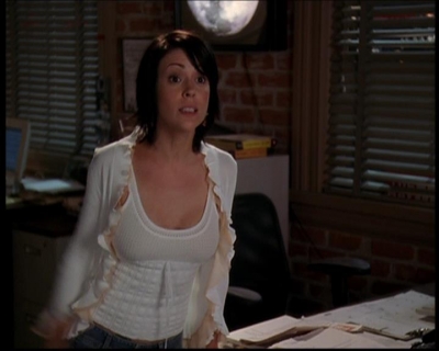 Charmed-Online_dot_net--7x04Charrrmed2678.jpg