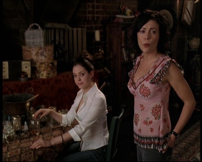 Charmed-Online-dot-net_706OnceUponABlueMoon0917.jpg