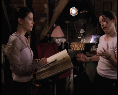 Charmed-Online-dot-net_708CharmedNoir0684.jpg