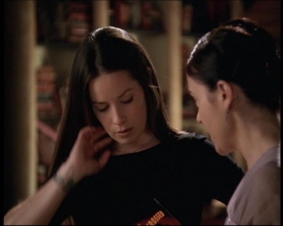 Charmed-Online-dot-net_708CharmedNoir1146.jpg