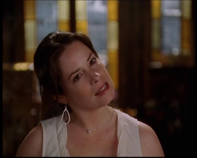 Charmed-Online-dot-709TheresSomethingAboutLeo0890.jpg