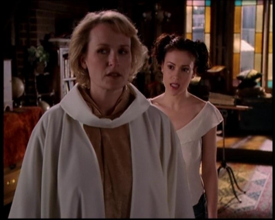 Charmed-Online-dot-718LittleBoxOfHorrors0811.jpg