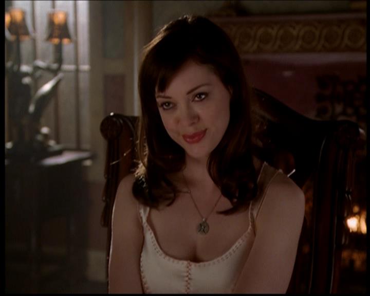 Charmed-Online-dot-719FreakyPhoebe0700.jpg