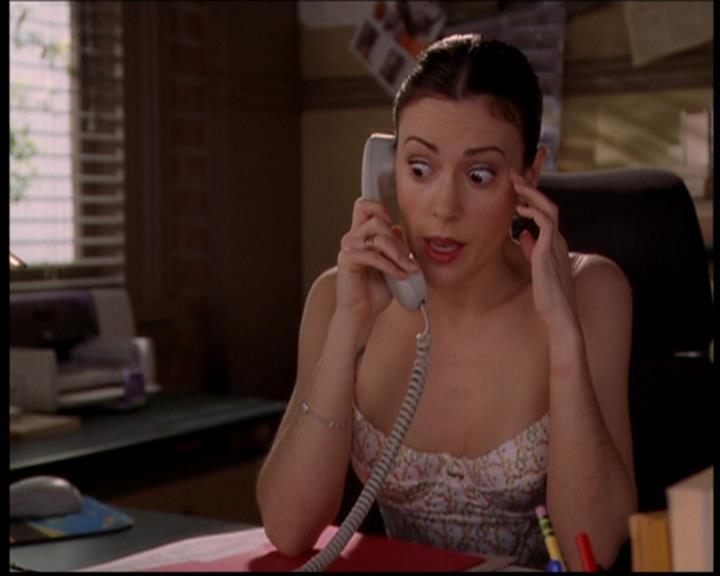 Charmed-Online-dot-719FreakyPhoebe0808.jpg