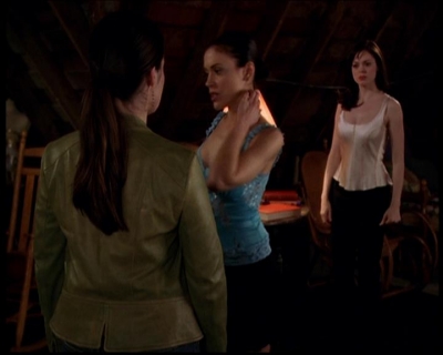 Charmed-Online-dot-719FreakyPhoebe1809.jpg