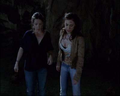 Charmed-Online-dot-net_8x21KillBillieVol2-0289.jpg