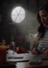 Charmed-Online-dot-nl_Charmed-1x02LetThisMotherOut01209.jpg