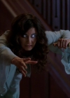 Charmed-Online-dot-nl_Charmed-1x02LetThisMotherOut01798.jpg