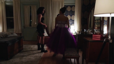 Charmed-Online-dot-nl_Charmed-1x03SweetTooth01382.jpg