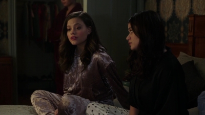 Charmed-Online-dot-nl_Charmed-1x08BugABoo01890.jpg