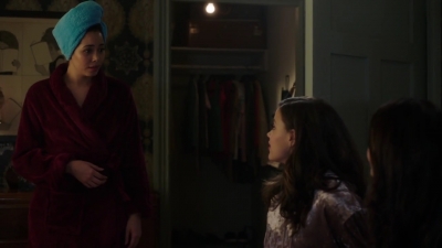 Charmed-Online-dot-nl_Charmed-1x08BugABoo01895.jpg