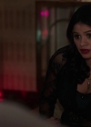 Charmed-Online-dot-nl_Charmed-1x09JingleHell02031.jpg