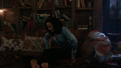 Charmed-Online-dot-nl_Charmed-1x14TouchedByADemon00420.jpg