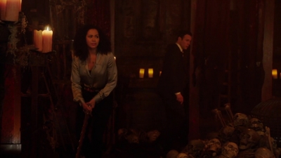 Charmed-Online-dot-nl_Charmed-1x14TouchedByADemon01921.jpg