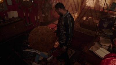 Charmed-Online-dot-nl_Charmed-1x18TheReplacement01153.jpg