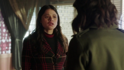 Charmed-Online-dot-nl_Charmed-1x18TheReplacement02192.jpg