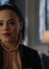 Charmed-Online-dot-nl_Charmed-1x18TheReplacement01178.jpg