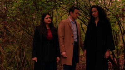 Charmed-Online-dot-nl_Charmed-1x21RedRain01805.jpg