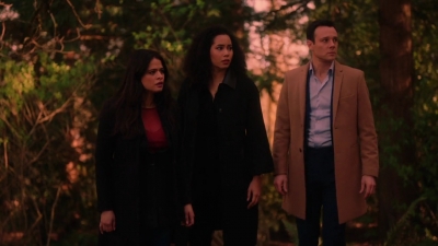 Charmed-Online-dot-nl_Charmed-1x21RedRain01838.jpg