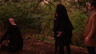 Charmed-Online-dot-nl_Charmed-1x21RedRain01977.jpg