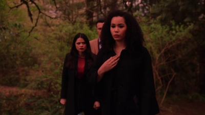 Charmed-Online-dot-nl_Charmed-1x21RedRain01987.jpg