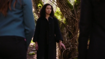 Charmed-Online-dot-nl_Charmed-1x21RedRain02078.jpg