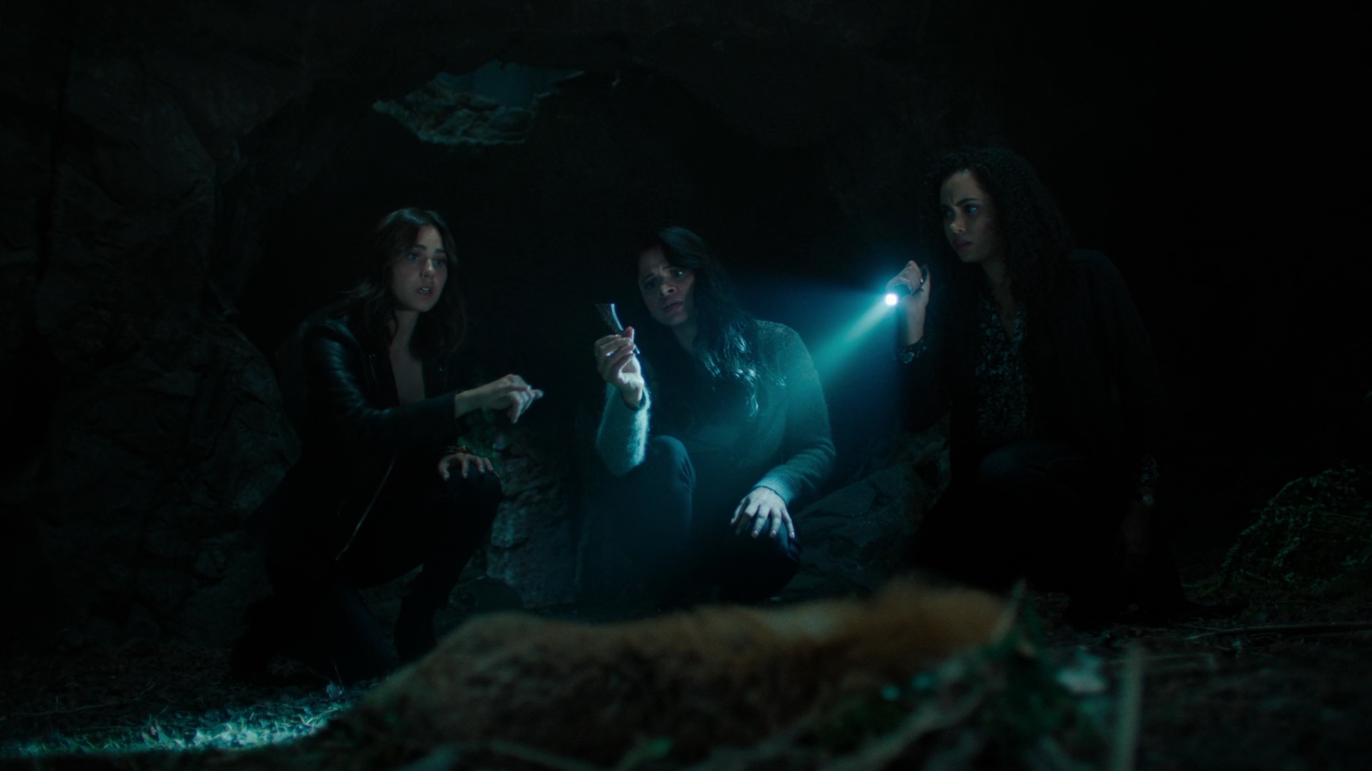 Charmed-Online-dot-nl_Charmed2x04DeconstructingHarry01286.jpg