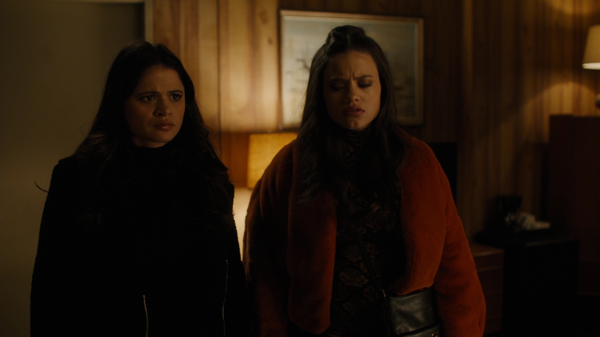 Charmed-Online-dot-nl_Charmed2x09GeussWhosComingToSafeSpaceSeattlle0687.jpg