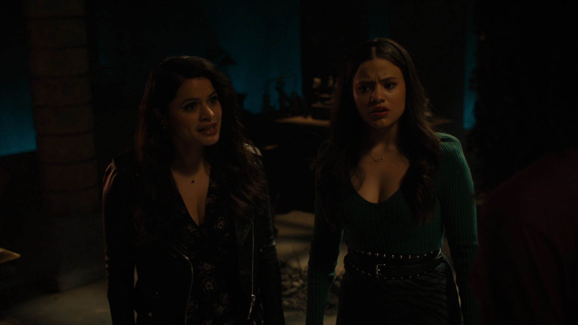 Charmed-Online-dot-nl-Charmed2x13BreakingTheCycle0582.jpg