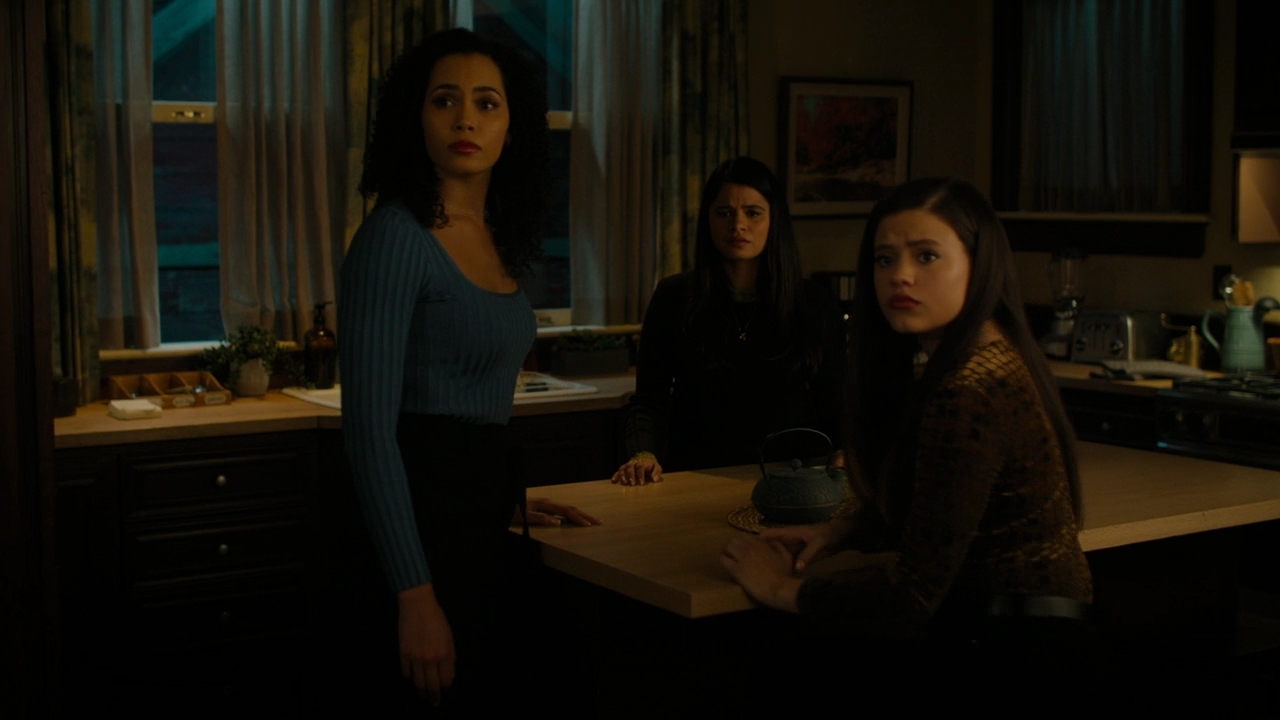 Charmed-Online-dot-nl-Charmed-2x14SuddenDeath0194.jpg