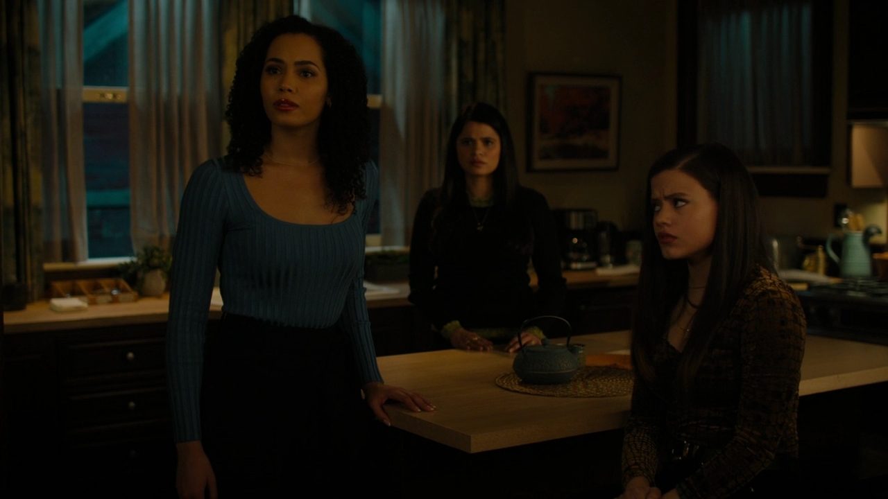 Charmed-Online-dot-nl-Charmed-2x14SuddenDeath0200.jpg