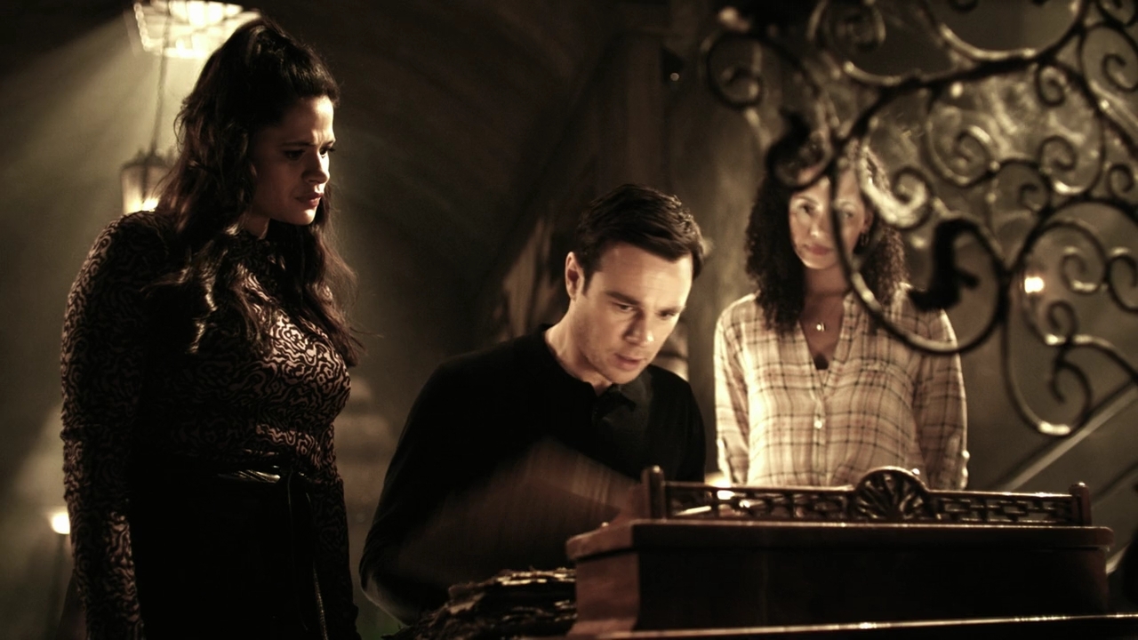 Charmed-Online-dot-nl_Charmed2x18DontLookBackInAnger1915.jpg