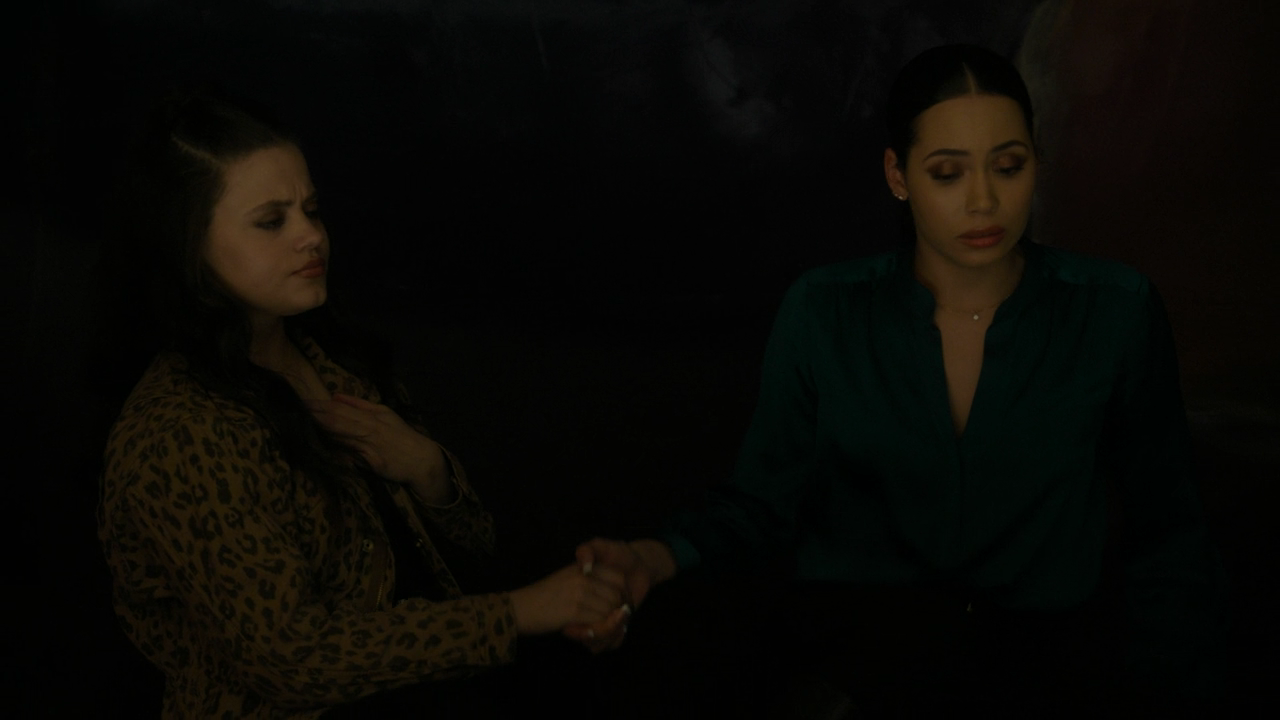 Charmed-Online-dot-nl_Charmed2x19UnsafeSpace1711.png