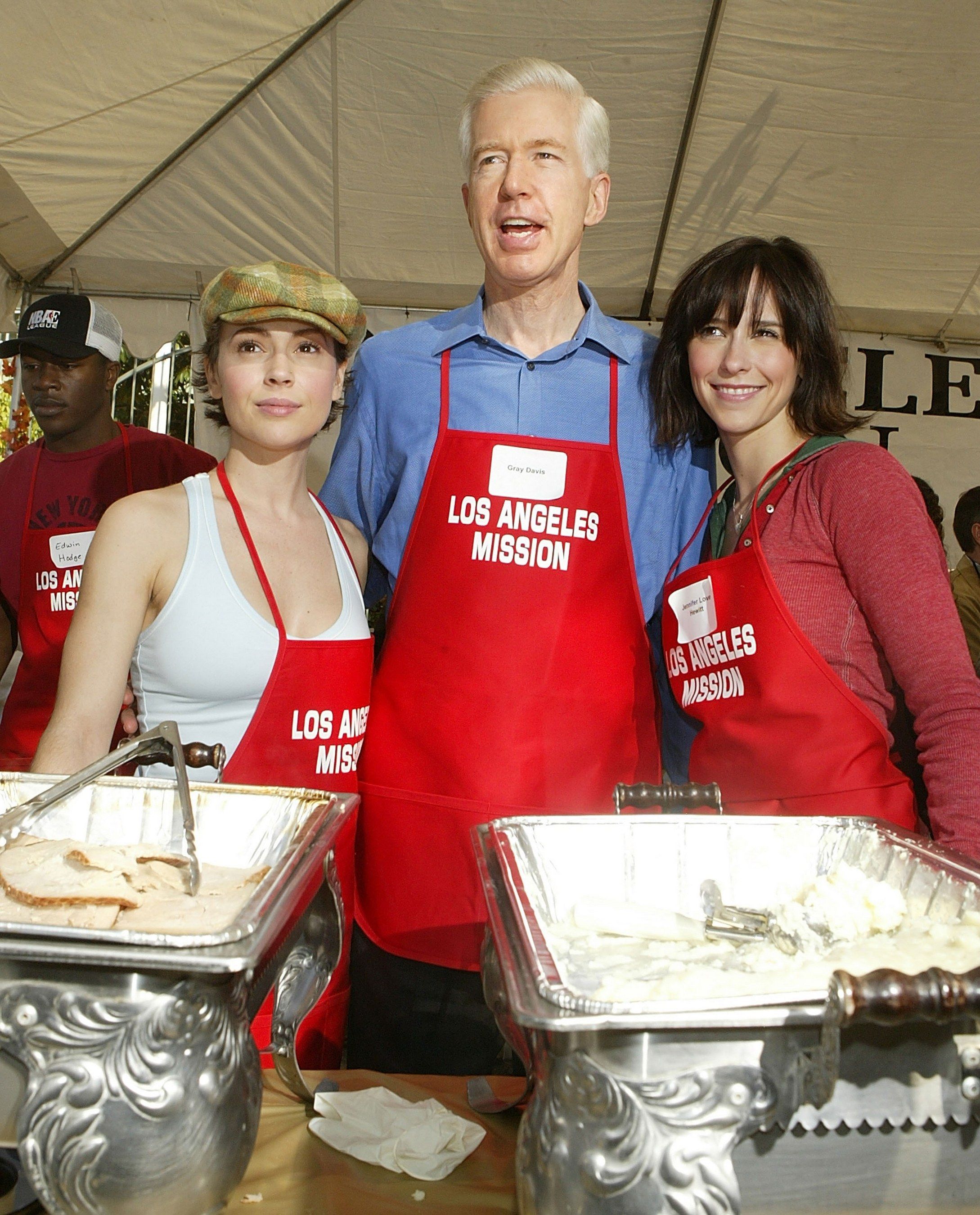 celebritiesreachouttohomeless-011.jpg