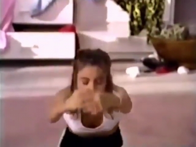 Charmed-Online-dot-nl_AlyssaMilanosTeenSteamWorkout1984.jpg