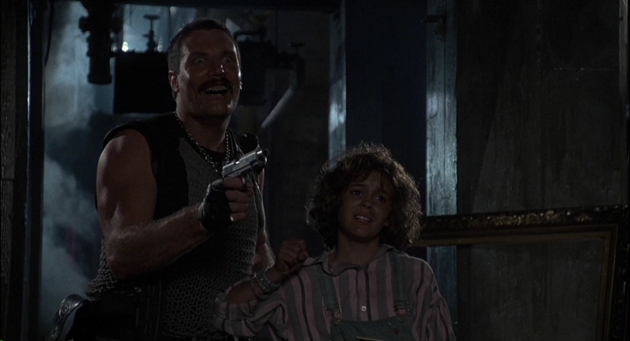 Charmed-Online-dot-net_Commando3697.jpg