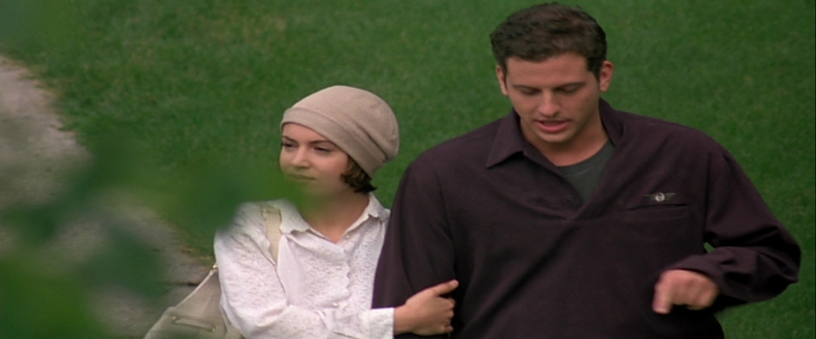 charmed-online-dot-net_EmbraceOfTheVampire1033.jpg