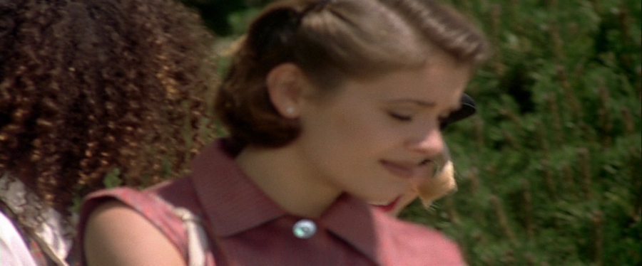 charmed-online-dot-net_EmbraceOfTheVampire1372.jpg