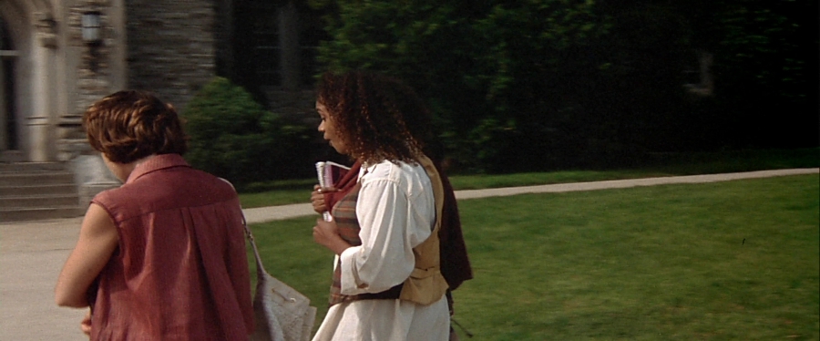 charmed-online-dot-net_EmbraceOfTheVampire1505.jpg