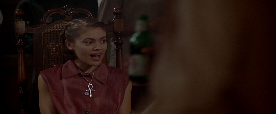 charmed-online-dot-net_EmbraceOfTheVampire1772.jpg