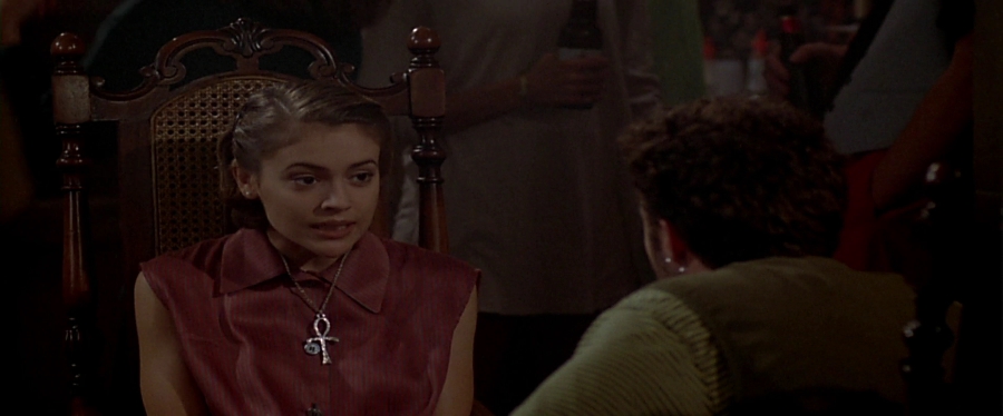 charmed-online-dot-net_EmbraceOfTheVampire1773.jpg
